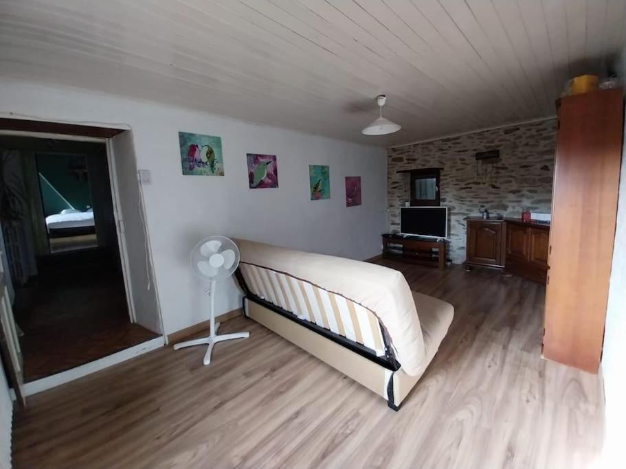 Maison En Pierres Pradinas Zewnętrze zdjęcie